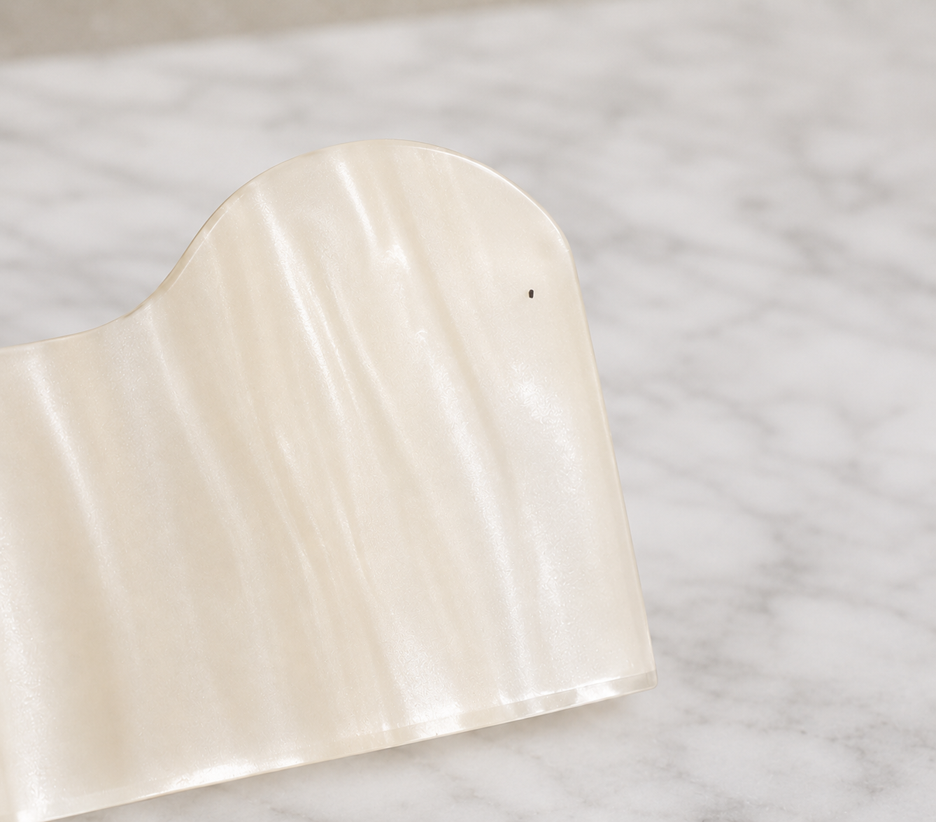Imperfect Mahj Glam Ivory Pearl Mahjong Racks with Scalloped Pushers
